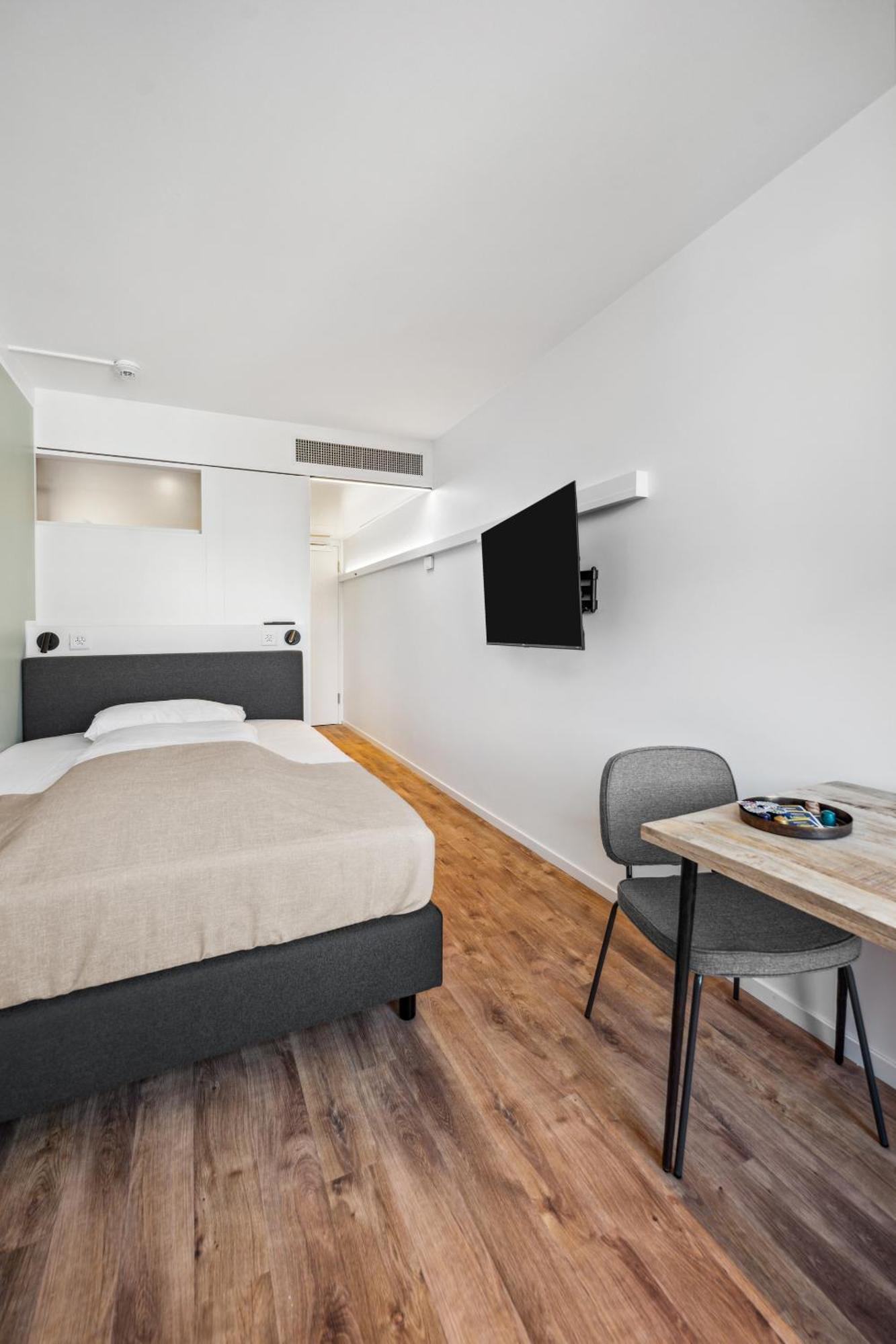 Limehome Basel Muenzgasse Esterno foto